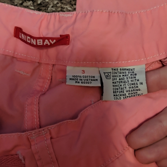 Pink Unionbay cotton capris - Picture 4 of 4
